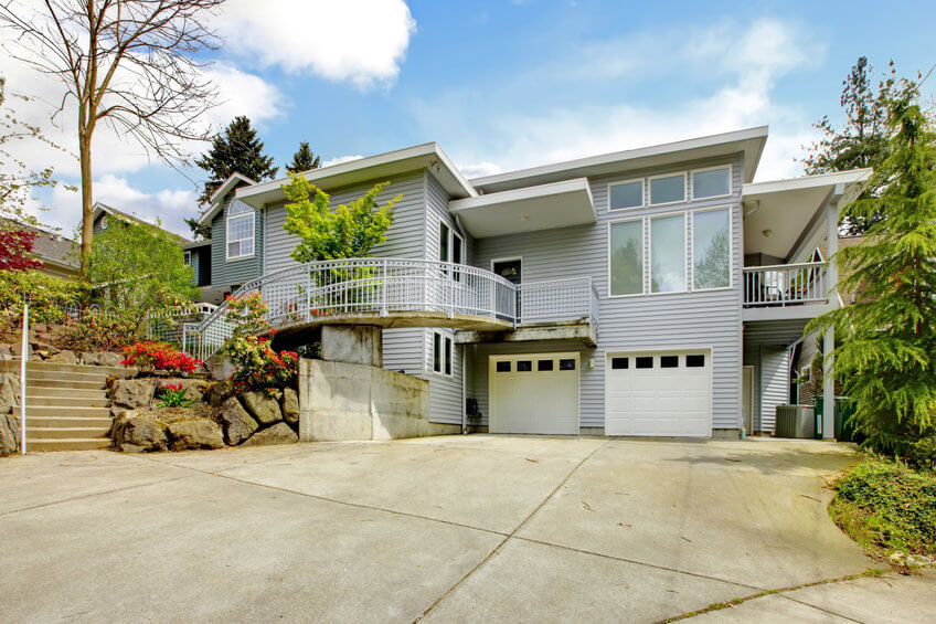 What to Choose: Concrete or Asphalt?